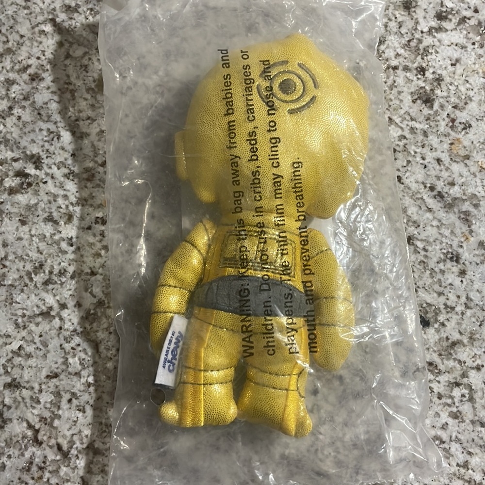 Chewy Star Wars C-3PO Kicker Cat Toy with Catnip - Picture 3 of 6